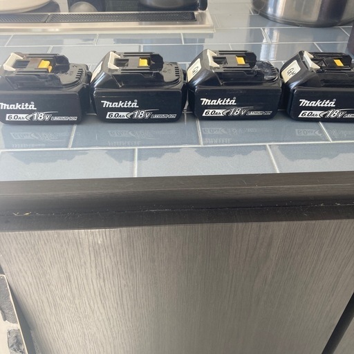 マキタ　18V6.0Ah中古バッテリー4個セット
