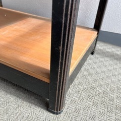 スチール 木製天板 ラック ベランダで使用中 汚れサビあり サイズ約30×65×70cmの画像