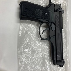 ガス銃　モデルガンの画像