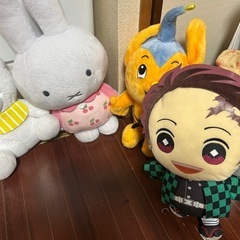 炭治郎、ミッフィーぬいぐるみ