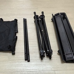 折りたたみ式テーブルの画像