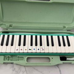 鍵盤ハーモニカ　メロディオン