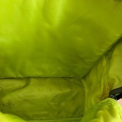 adidas 迷彩柄リュックの画像