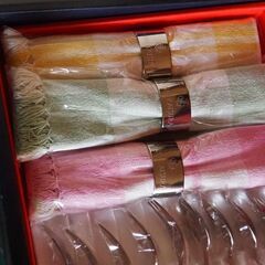 カツラユミ、ギフト品、スプーンフォーク、おしぼりセットの画像