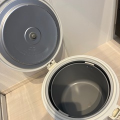保温ジャーの画像