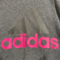 (手渡し)【1点限り】 adidas 『L』 W リニアプルオーバースウェットパーカーの画像