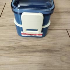 二段弁当箱（容量600ml）２点固定の画像
