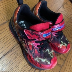 キッズスニーカーの画像