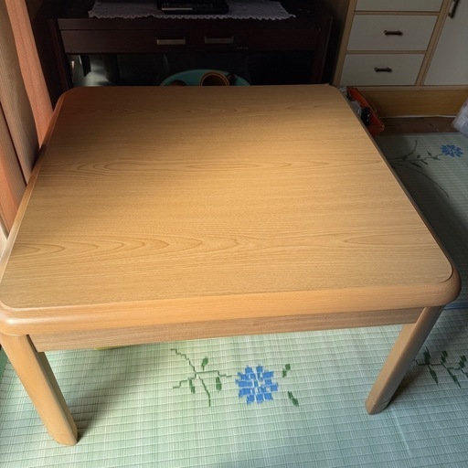 こたつテーブル