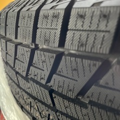 新品スタッドレス4本セット（175/65R15 ）の画像