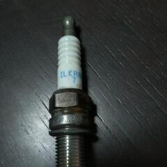 スノーモービル G4 プラグの画像