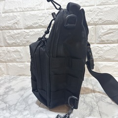 ボディバッグ　ショルダーバッグ　2way　タクティカル　ミリタリー　釣り　ブラック　黒の画像