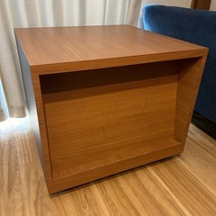美品　お洒落 カフェ 本屋さん テーブル