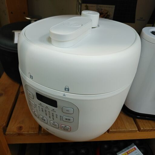 品質保証☆配達有り！4800円(税別）ニトリ 電気圧力鍋 ホワイト 2023年製