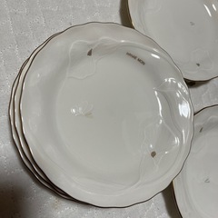 モリハナエデザイン　皿の画像