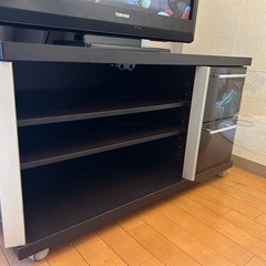 ダークウッドテレビボードの画像