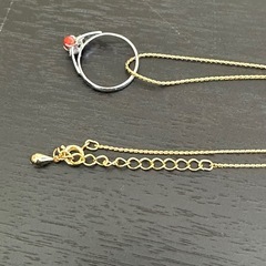 ネックレス【40cm】珊瑚の指輪付きの画像