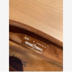 MINNETONKA 靴 ブラウン　23センチの画像