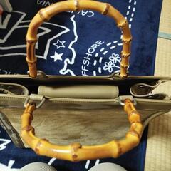 持ち手が可愛いバックの画像