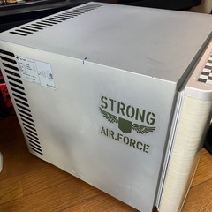 昭和感あるかわいい引き出し式ミニ冷蔵庫　値下げ！の画像