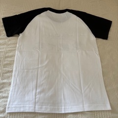 毎日が地獄ですTシャツの画像
