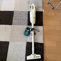 【取引成立】makita 掃除機