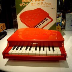 カワイミニピアノ赤　25鍵　全音鳴ります！　幅35cmコンパクト