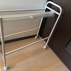 ボトムスハンガー 押入れ収納 パンツ20本用の画像