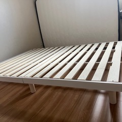 美品Nellマットレス・ニトリ脚付きヘッドレスすのこベッドフレームセットの画像