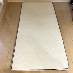 【お引渡し決定】アイリスオーヤマ★敷マットレス Airy シングルの画像