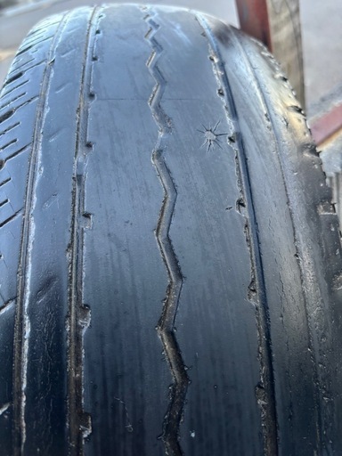 200系　ハイエース　純正　鉄チン
