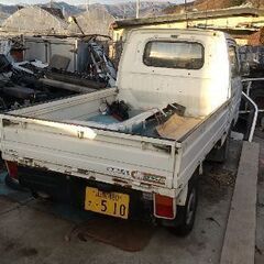 希少車   サンバートラックの画像