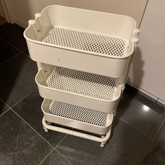 IKEA イケア　ワゴンの画像