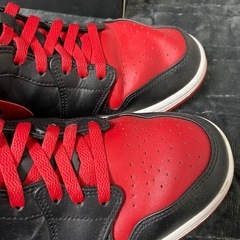 Nike Air Jordan 1 Mid "Bred Toe"の画像