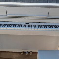 送料込みRoland 電子ピアノ LX705GP 21年購入激可愛い♥ほぼ未使用 プロが選ぶ音・機能のRoland 電子ピアノ LX705GP 21年購入(20年