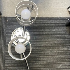 折りたたみ式シーリングスポットライト
