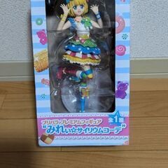 プリパラ　みれぃ　サイリウムコーデフィギュア