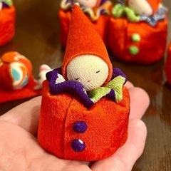 ちりめん細工　7人の小人のお手玉と ちっちゃな仔猫と鞠セットの画像
