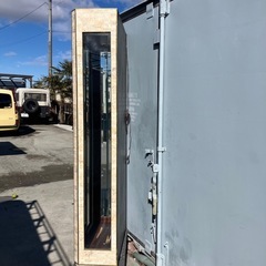 イタリア家具 大理石張り ガラスショーケース 飾り棚 アンティーク ビンテージ ヴィンテージ 店舗什器 ディスプレイラック 昭和レトロ 古道具 古家具 古民家 レトロ 古着 個性的 個性派 オールド クラシック クラシカル VINTAGE インダストリアル ブロカント インテリアの画像