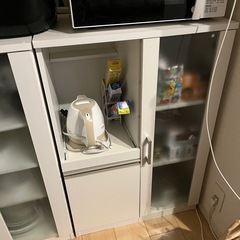【受け渡し決定しました】食器棚 カウンター 2点セットの画像