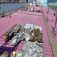 板金屋根工事　作業員募集　社保あります。の画像