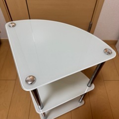 ガラスラック　コーナーテーブルの画像