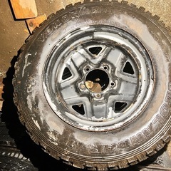 ジムニー純正スチールホイールタイヤ付の画像