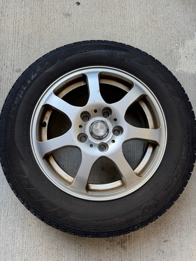 スタッドレスタイヤ　ハンコック