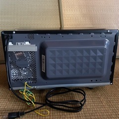 【決まりました】【中古】アイリスオーヤマ 電子レンジ18L単機能フラットテーブル の画像