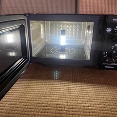 【決まりました】【中古】アイリスオーヤマ 電子レンジ18L単機能フラットテーブル の画像