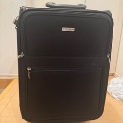 キャリーケース　機内持ち込み可能