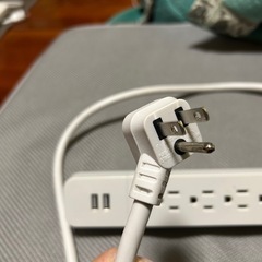 ３ピン電源タップの画像