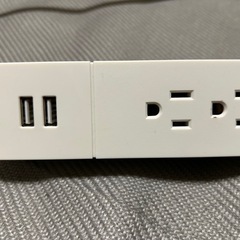 ３ピン電源タップの画像