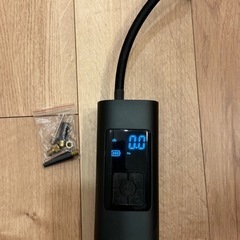 電動空気入れ　6000mah LEDライト付き